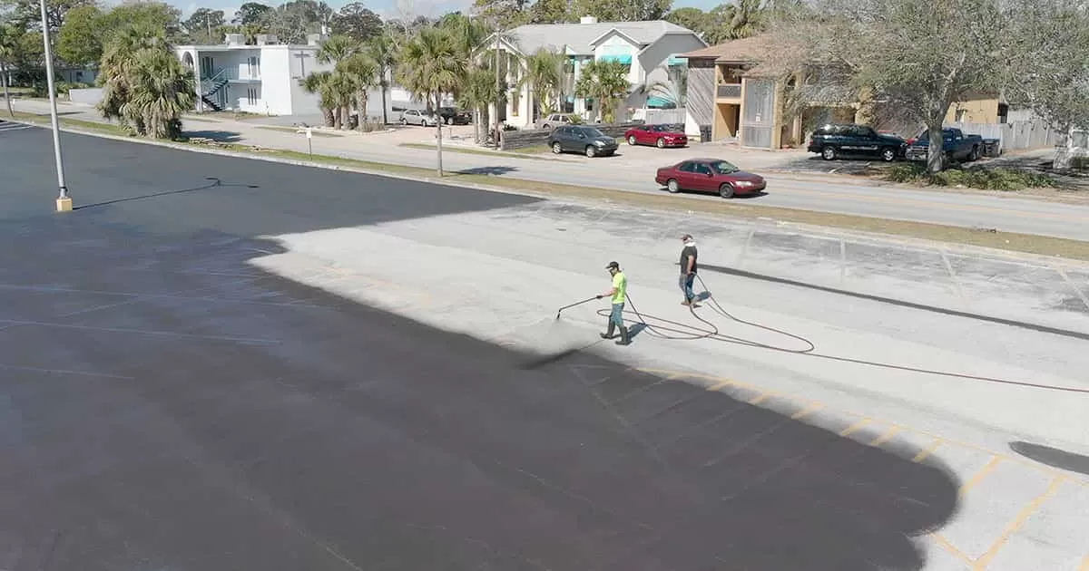 Asphalt Sealcoating in Mobile, AL